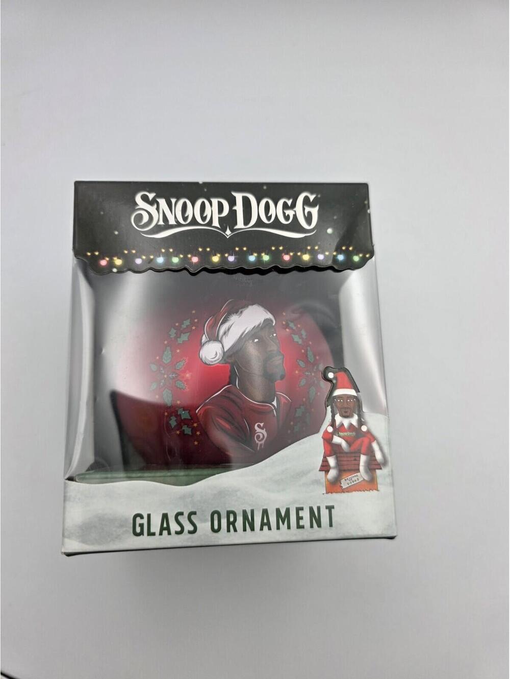 Snoop Dogg Snoop On The Stoop A Hood Tradition Red Holiday Christmas Ornament